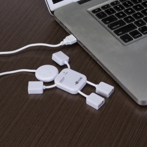 Hub Boneco com 4 Entradas USB Personalizado — foto 2