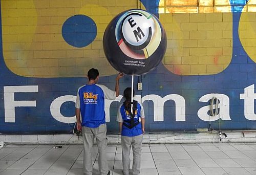 Blimp Boy Inflável Personalizado — foto 6