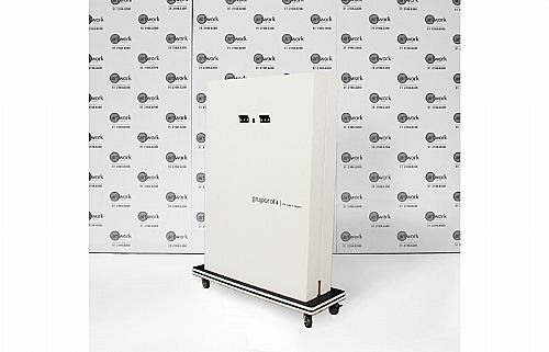 Totem TV 42" Personalizado — foto 2