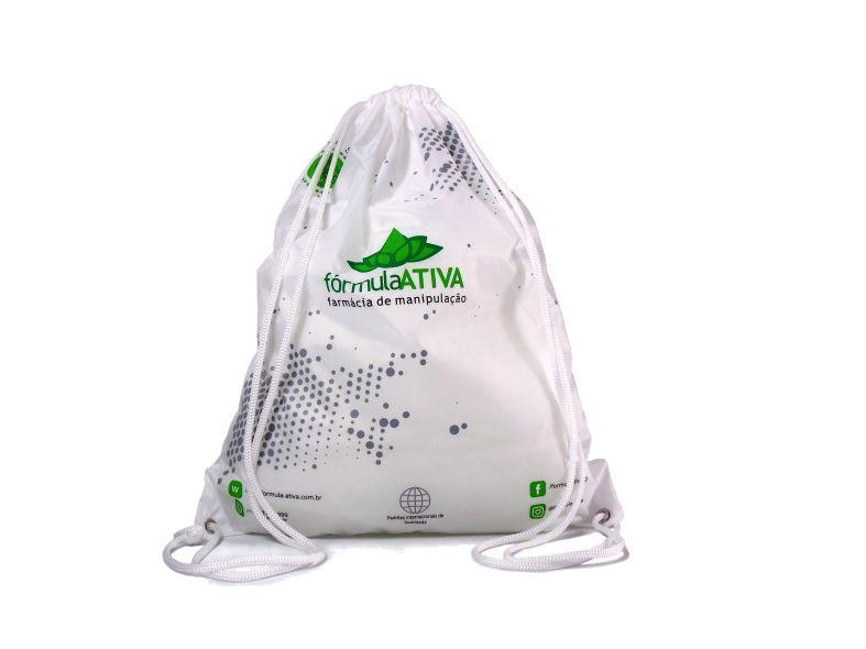 48 - Mochila em Nylon Emborrachado