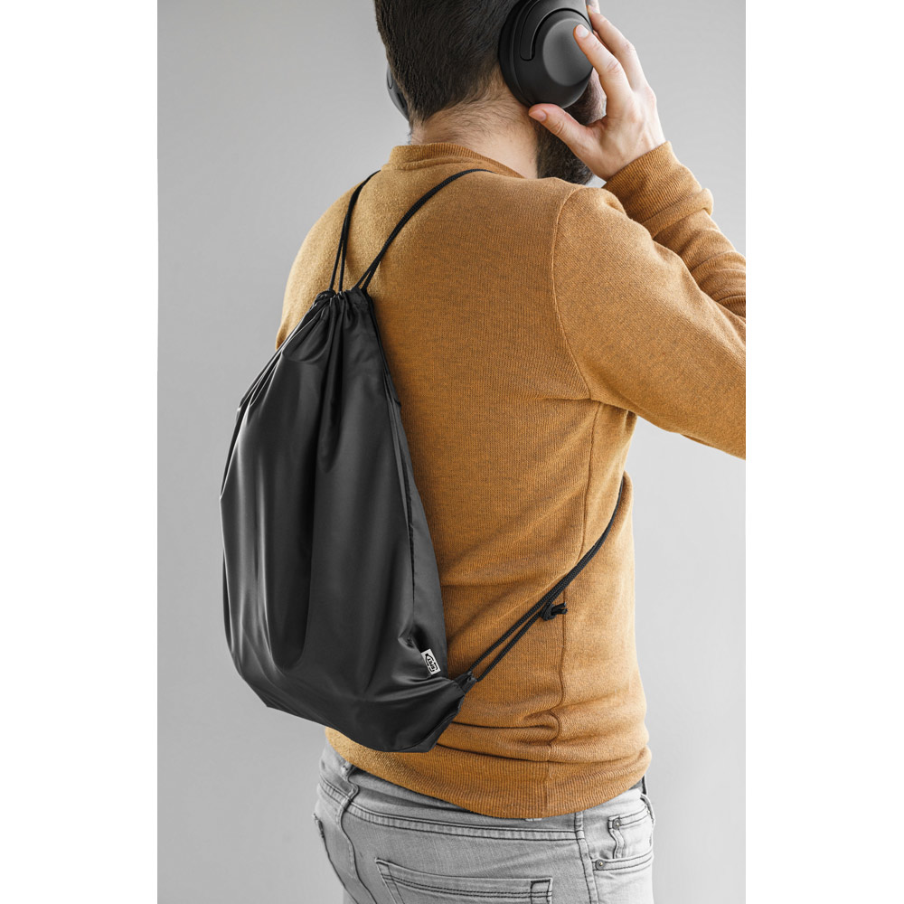sacola tipo mochila em rpet — foto 4