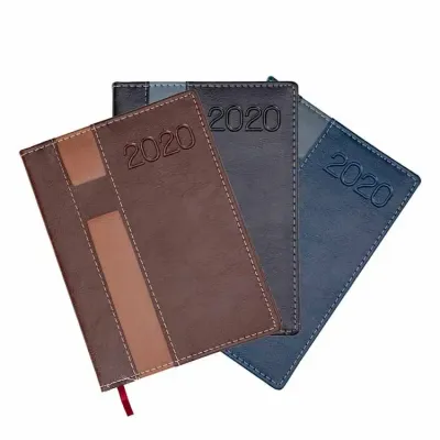 Agenda Personalizada Sintetica Com Suporte Para Caneta e Fita de Cetim
