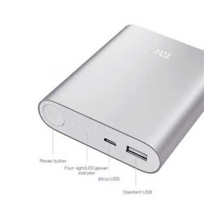Bateria Externa Power Bank Personalizada Com 4 Baterias de 2600 Mah Totalizando 10400 Mah e Indica