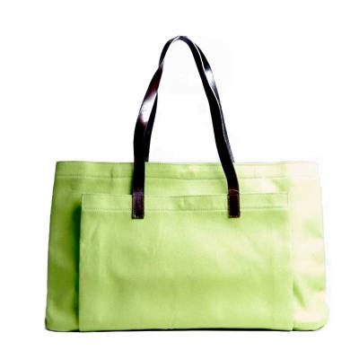 Bolsa em Lona Com Alca em Couro