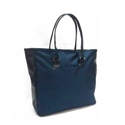 Bolsa Feminina em Nylon e Material Sintetico