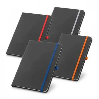 Caderno Capa Dura em Preto e Elastico Colorido