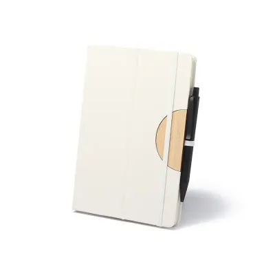 Caderno Capa em Caixa de Leite Reciclado