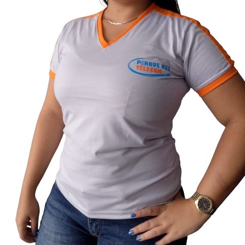 Camiseta baby look com recorte