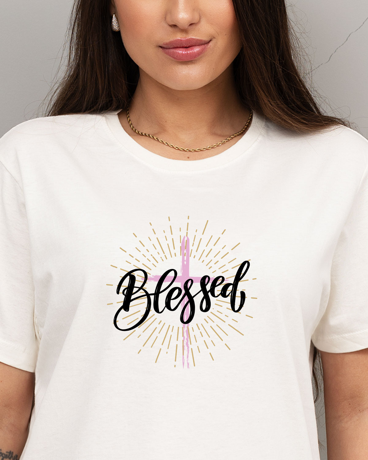 Camiseta Feminina Blessed Crucifixo