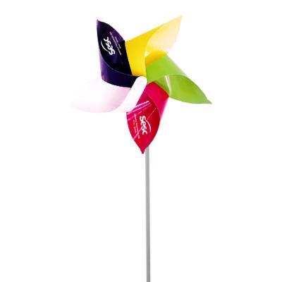 Catavento promocional 5 pontas com cores variadas e logo