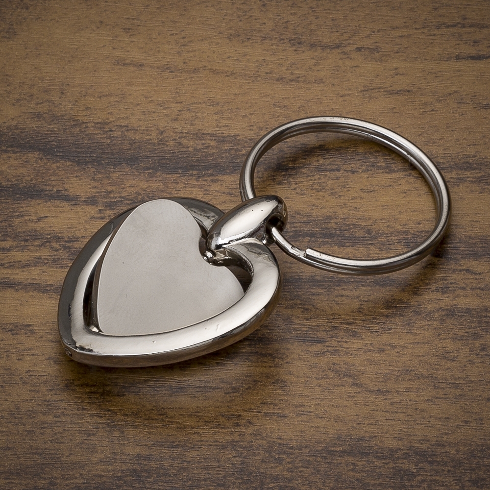 Chaveiro Metal Coração Giratório Personalizado — foto 4