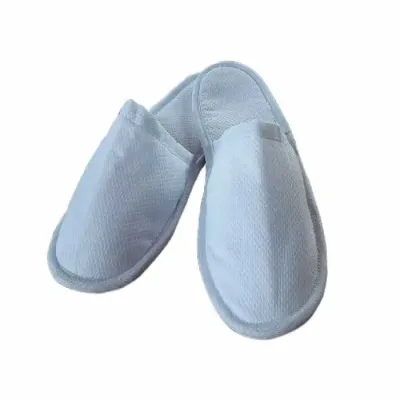 Chinelo de quarto piquet branco