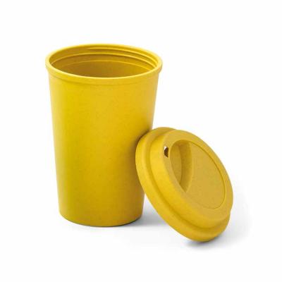 Copo de viagem em fibra de bambu amarelo