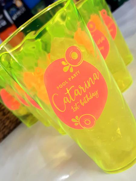 Copos Personalizados Twister 18 Anos Debutantes Aniversários Casamentos Baladas 500ml 50un R$4,66un