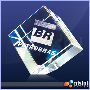 Cubo de Cristal em Gravacao 2d ou 3d