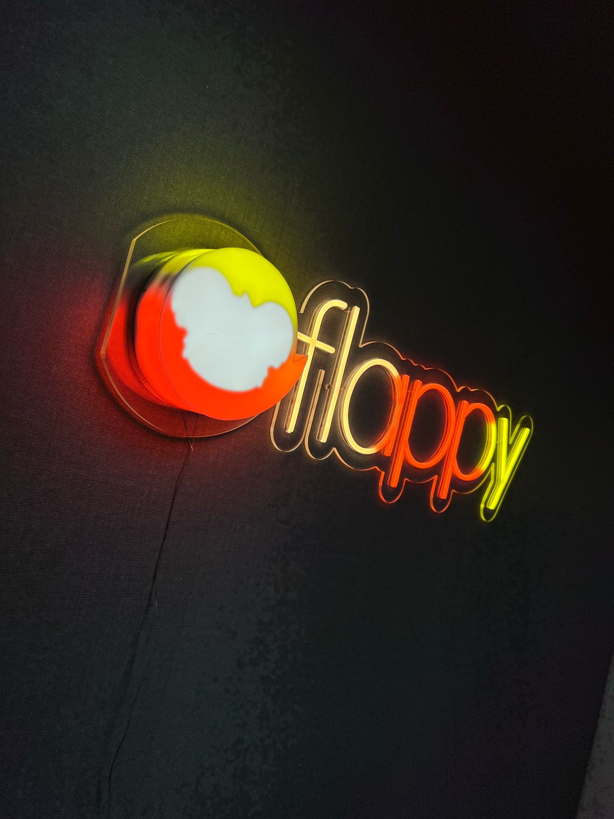 Destaque visual com led neon Flappy