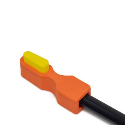 Enfeite para lápis formato escovinha