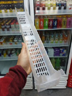 Calha Gravitacional Freezer Organizador p/ prateleiras aramadas c bebidas (foto 3)