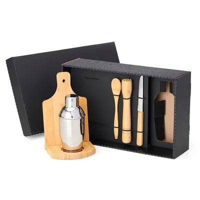 Kit Caipirinha em Bambu Com Coqueteleira Inox
