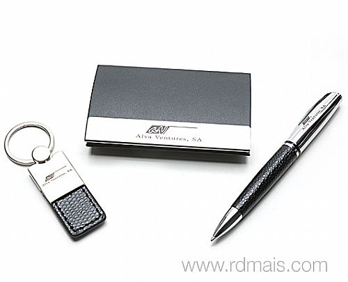 Conjunto de caneta, chaveiro e porta cartão personalizados — foto 3