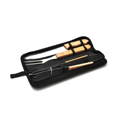Kit Churrasco Personalizado Com 3 Pecas Conjunto e Composto Por Estojo 1 Faca Com Cabo de Madeira