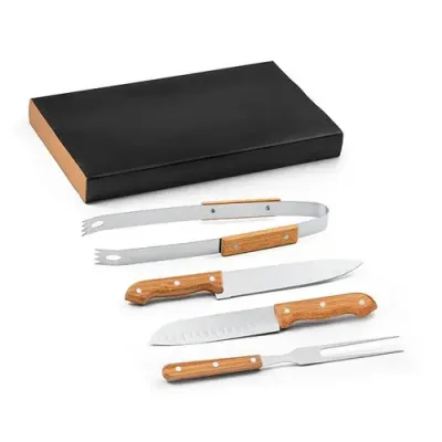 Kit Churrasco Personalizado Com 4 Pecas