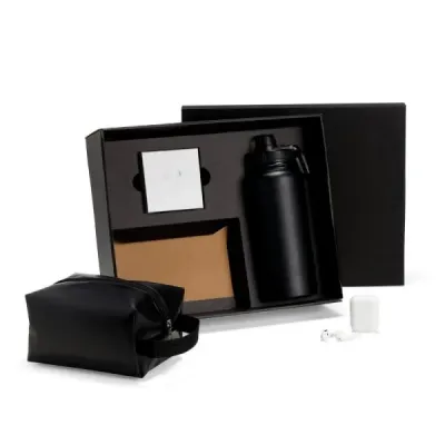 Kit com Garrafa Térmica Preta, Necessaire e Fone Bluetooth