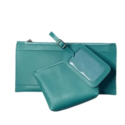Kit de viagem verde