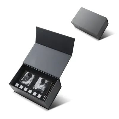 Kit drink com 2 copos de vidro, pinça e 6 pedras