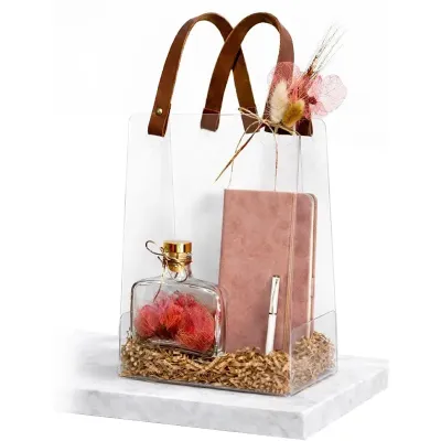 Kit Feminino Com Sacola Acrilica e Flores Secas