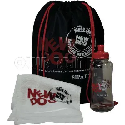 Kit Fitness Com Toalha Squeeze 550ml e Mochila