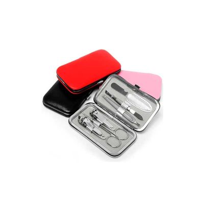 Kit Manicure Personalizado Com 6 Pecas em Estojo de Material Sintetico Com 1 Pinca 1 Cortador de