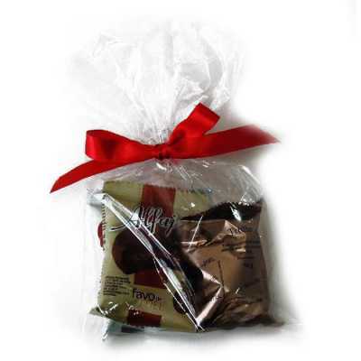 Kit páscoa com trufa, alfajor e bem casado