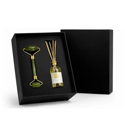 Kit Personalizado Com Massageador Facial e Difusor Aromatico