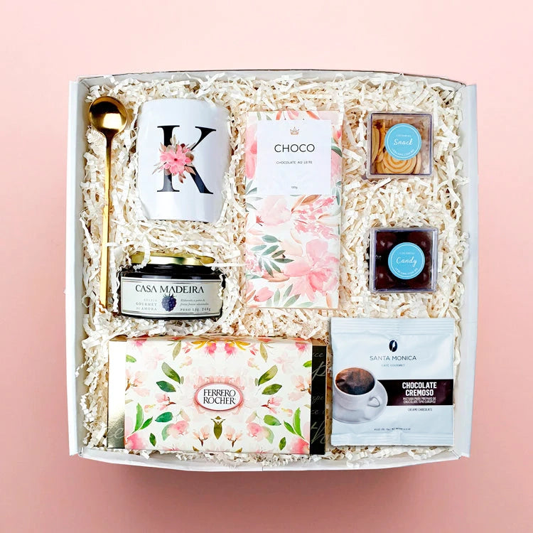 Kit Presente com Caneca Personalizada e Chocolate