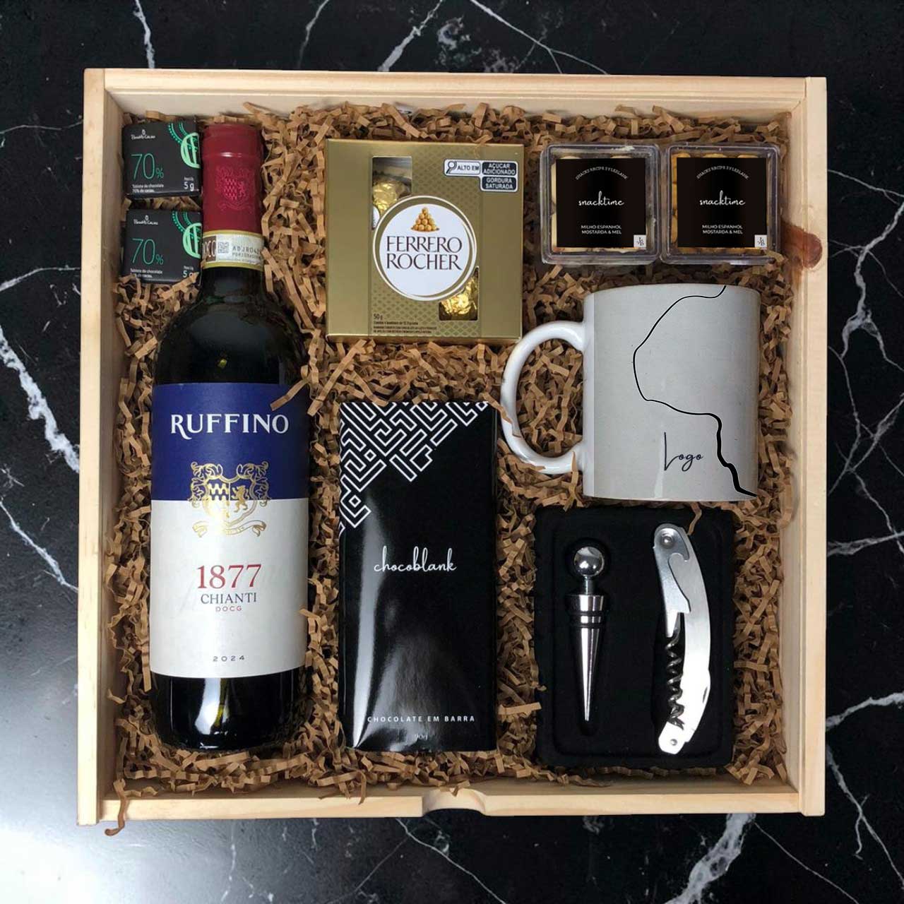 Kit Presente Corporativo Wood Vinho Ruffino Chianti e Caneca Personalizada
