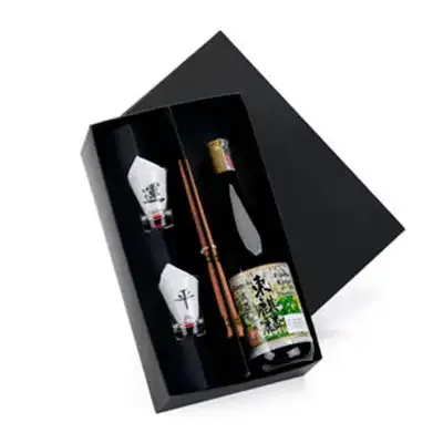 Kit Sake em Caixa Para Presente