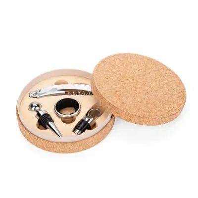 Kit vinho composto por 4 itens