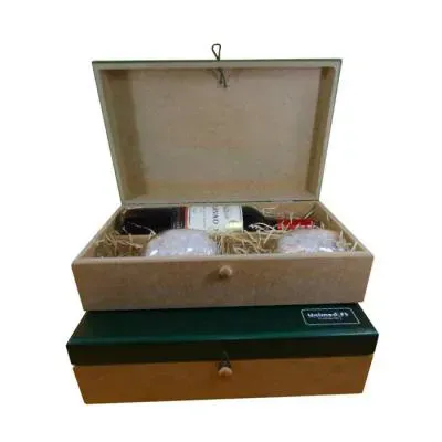 Kit Vinho Estojo Com 2 Tacas e 1 Garrafa