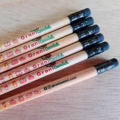 Lapis Personalizado em Madeira Natural Reflorestada