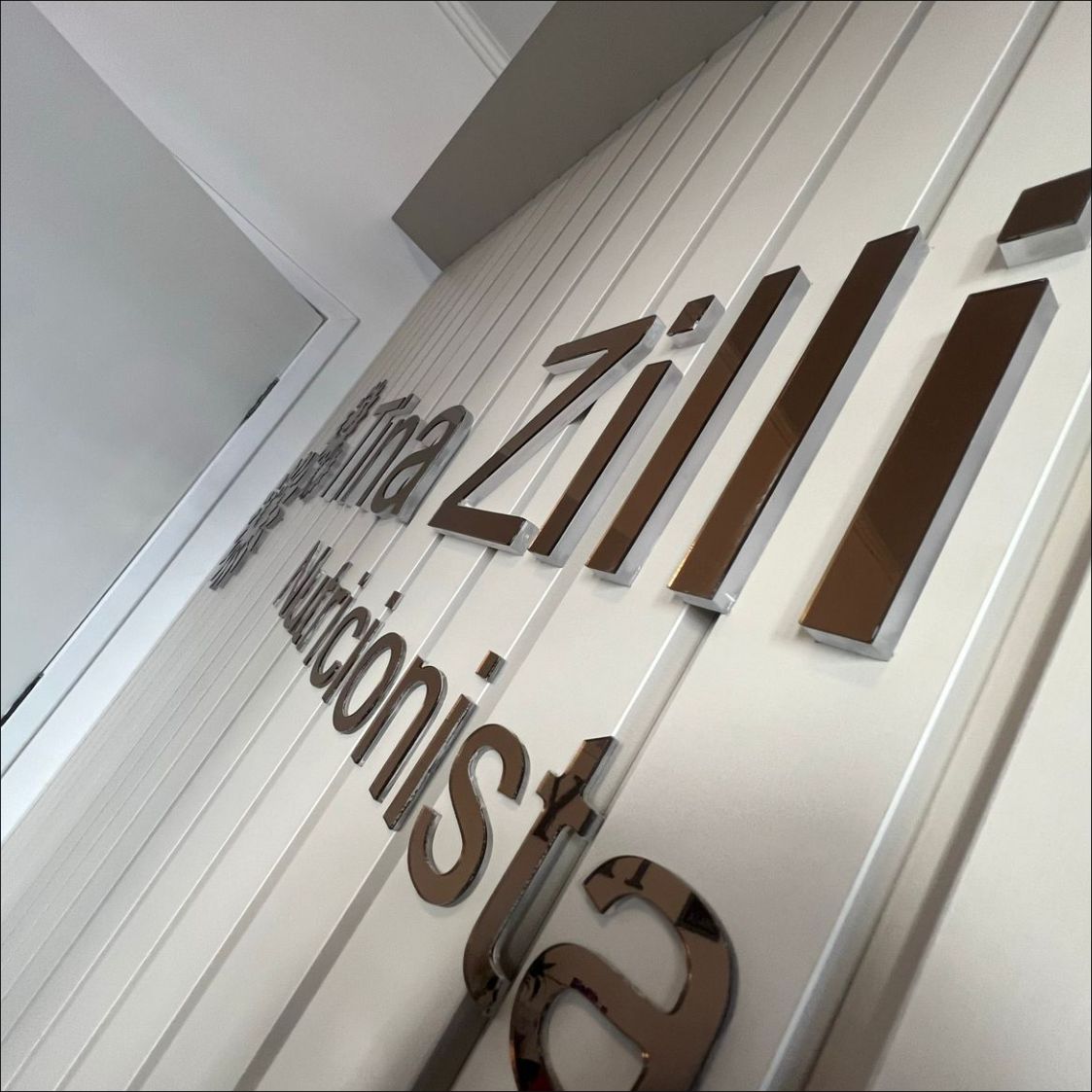 Letra caixa acrílico tina zilli