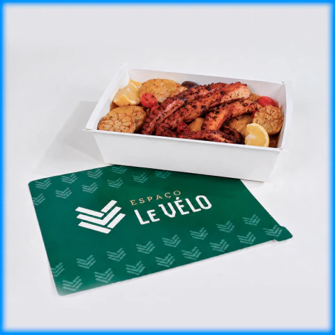 Marmita selada com tampa personalizada 1000ml - 450 unidades