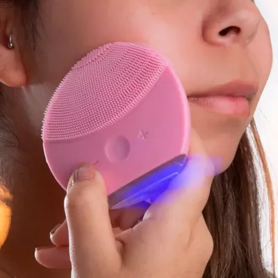 Massageador e Limpador Facial Eletrico