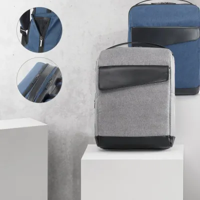 Mochila em 600d e Sintetico