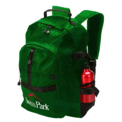 Mochila em nylon amassado e poliéster 600, com bolso frontais.