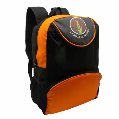 Mochila em Nylon Com Bordado