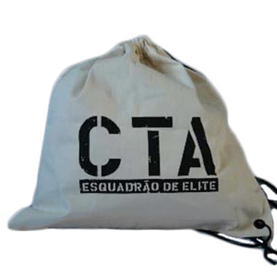 Mochila personalizada em algodão cru. Pode-se alterar cor, material e tamanho.