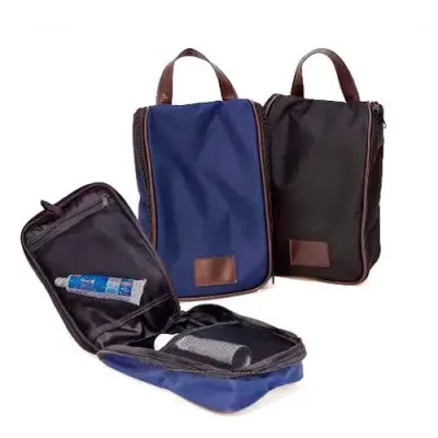 Necessaire Cabideira em Poliester Com 3 Bolsos Internos