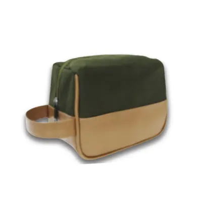 Necessaire em Couro Sintético e Lona