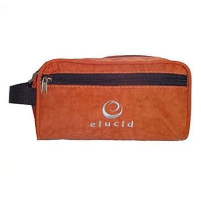 Necessaire em Nylon Tactel Alca de Mao e Bolso Frontal